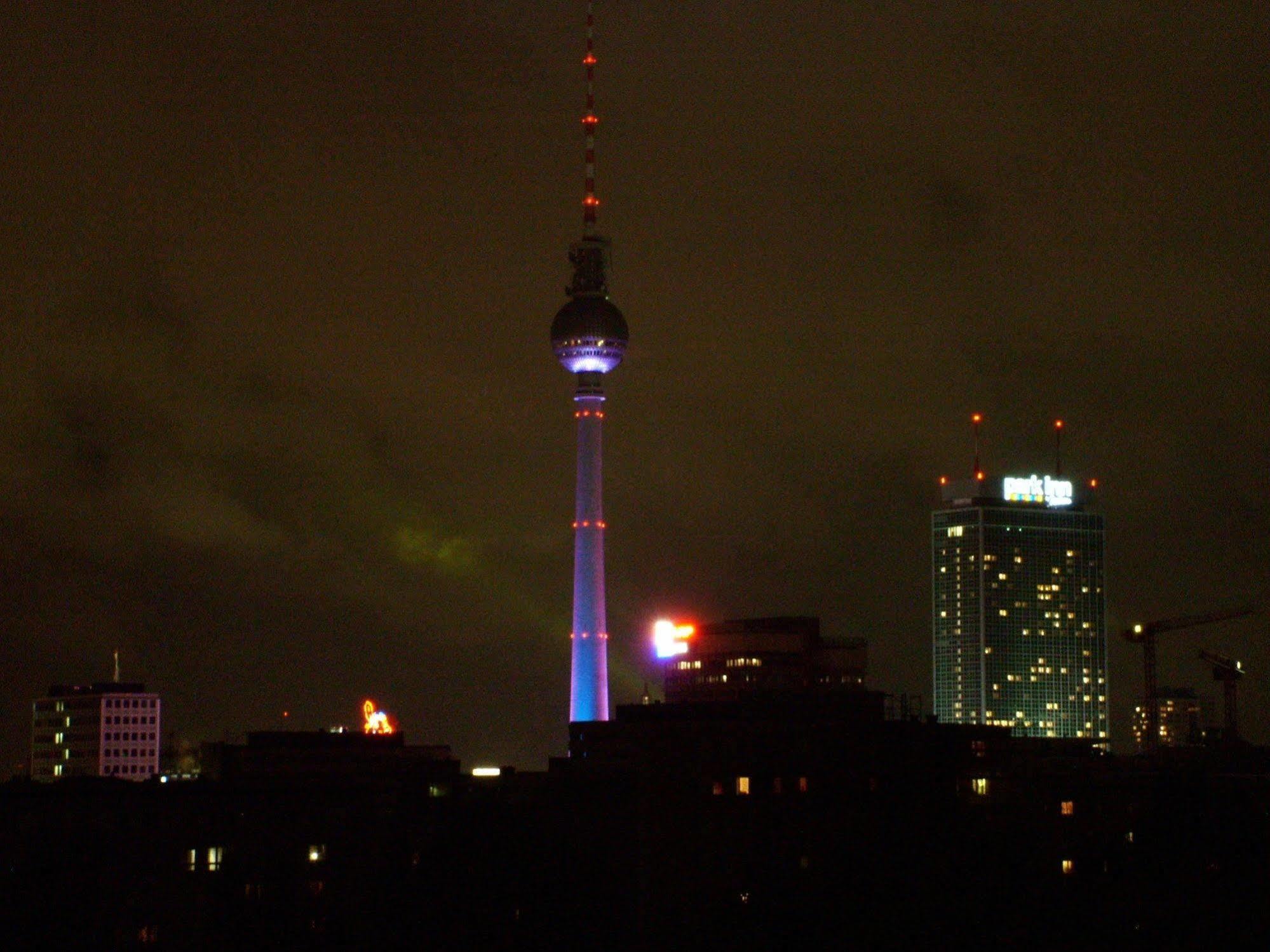 Suite Park & City Alex 4 Rooms 2 Bathrooms 2 Kitchen Berlino Esterno foto